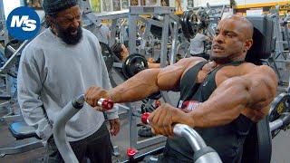 Chest Workout | Charles Glass Trains Errol Moore at The Mecca