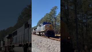 CSX SD70AC leads empty￼ Coal train #train #csxrailroad #railroad #csx #CSXAline