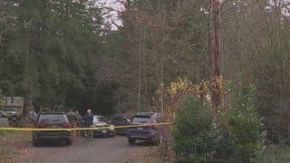 Dead body found near road in Welches: Deputies