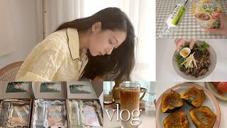 31살 자취생 일상 vlog. 컵누들 순두부/비빔막국수/꿀우유/레몬딜버터 단호박/자취방 대청소/구독자 이벤트 선물 제작 포장