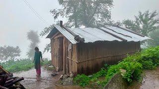 Naturally Peaceful And Beautiful Himalayan Mountain Village Life in Rainy Season |Rural Life Nepal