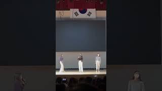 중학생 학교 축제 내 손을 잡아