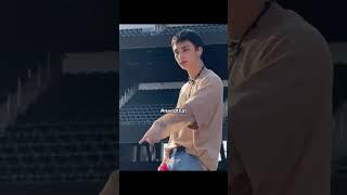 I need him!!  #hyunjin #skzHyunjin #straykids #felix #LEEFELIX #shorts | SUBSCRIBE FOR MORE