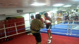 heavyweight sparring ,keeping it going