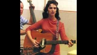 Wanda Jackson - Fujiyama Mama (stereo)