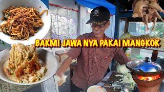 SUS GENO PUTRA KE-5 LEGENDA BAKMI JOGJA HADI GENO SUDAH JUALAN BAKMI DALAM MANGKOK SELAMA 33 TAHUN