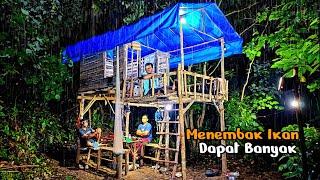 heavy rain accompanied by strong winds, created a relaxing place under the hut, relaxing rain sound