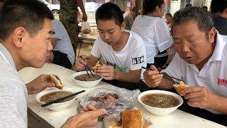 【食味阿远】阿远带老爸出门吃驴肉，4人花了100多，为了吃正宗驴肉这趟跑远了 | Shi Wei A Yuan