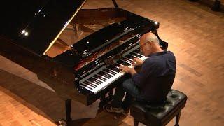 Ludovico Einaudi — "I Giorni"