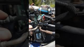 Freightliner Columbia Detroit Diesel fan wont shut off. "Problem Solved"