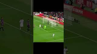 Benzema THIRD GOAL To Complete Hatrick VS Barcelona