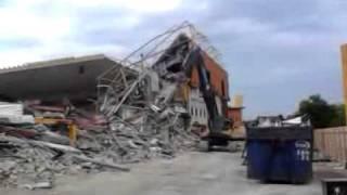 Molineux - North Bank demolition #4