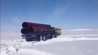 КОНЕЦ ЗИМНИКА на севере КАМАЗЫ поздно выходят из зимника видео жесть the trucker