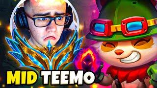 Abusing TF BLADE with my MID TEEMO in CHALLENGER ELO