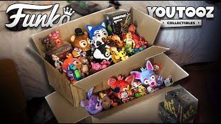 HUGE FNaF Funko and Youtooz Merch Unboxing!