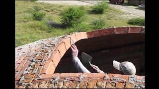 Impressively skilled bricklayers, Vault construction.