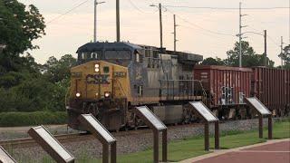 CSX 541 with a lit crew onboard leads W086-02 in Cordele, GA 7/7/24