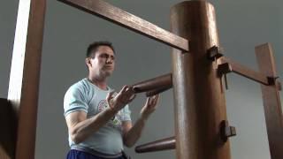 Wing Chun's Mook Yan Jong (Wooden Dummy) Form (HD)