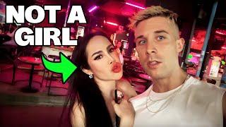 PICKING UP THAI GIRLS IN PATTAYA!  (Thailand Nightlife)