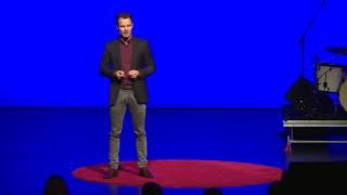 Politica alimentelor: cine influențează ceea ce mâncăm? | Phillip Baker | TEDxCanberra