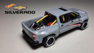 Chevrolet Silverado V8 Engine Hotwheels Custom Diecast