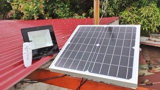 Solar floodlight teardown and review