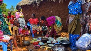 African village life#cooking  Village food Chapati with Peas for lunch