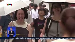 Xu hướng kết hôn muộn của các bạn trẻ Việt Nam | VTV24