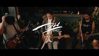 จน(มันเจ็บหัวใจ) - มอส  ขจรจารุกุล  [ Live Session ]