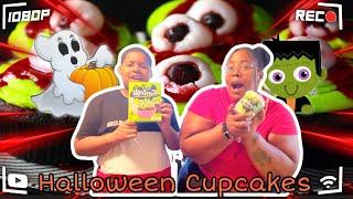 MAKE SPOOKY CUPCAKES W/ US * VLOGTOBER DAY 25 * | DEE RICHELLE