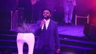 መንፈስ የሚያረሰርስ ድንቅ ዝማሬ ....|| Prophet Suraphel Demissie  || PRESENCE #GospelMission