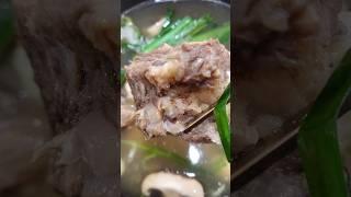 부드러운 갈비살 뼈가 쏙쏙~! #맛좋은 #리뷰 #갈비탕맛집 #먹방 #food #travel #shorts