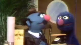 Sesame Street   Grover Waiter Serves Simon SoundMan Chicken Sandwich