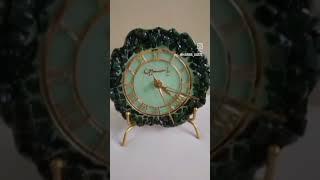 Green Jade Resin Clock  #agatestone #naturalagate #resinartist #clock  #crystals #greenjade