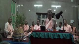 Abotaro saar Gora Abotar..... Kirtan at Mayapur Sri Chaitanya Math