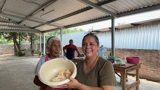 La fina quiere pollo guisado