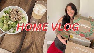 HOME VLOG| WEIGHT LOSS MEALS, GROCERY HAUL, AND WINTER UNBOXING!