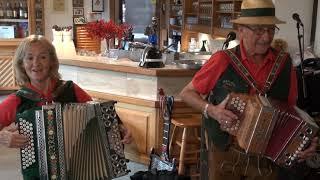 Musikantenstammtisch beim Rucksackpeter  ---  25.6.2021  --  1. Teil.