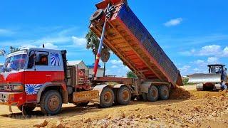 Best Action Big Dump Trucks unloading Gravel Soil & Roller & Bulldozer operator skill pushing Gravel