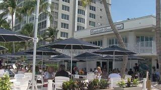 Turtle Club restaurant reopens in Naples