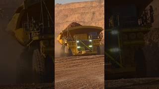 Fully automatic controlled mining truck #heavyequipment