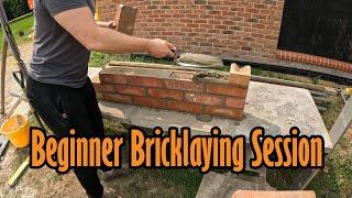 Beginner Tries Bricklaying with Old School Bricklayer!