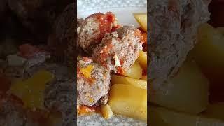 Казан котлеты с овощами.Gazan kotlet . Подпишитесь на мой канал и ставьте лайки 