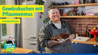 Vegan kochen mit Timo: Veganer Gewürzkuchen mit Pflaumenmus