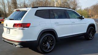 2022 VW Atlas SE w/Technology and Black Wheel Package 360° quick view