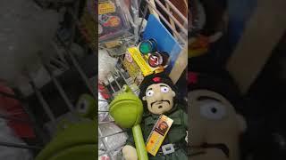 Eclectic Storage Auction Finds. Che Guevara, Where's Waldo, Miles Davis #unboxing #resale