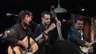 Keller Williams w/ The Travelin' McCourys "Pumped Up Kicks"