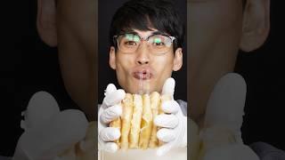 크리스피도넛은 겹쳐서 먹으면 손해... krispy kreme #shorts