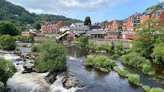 Llangollen canal - the one with a couple of aqueducts and a couple of tunnels 