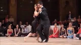 Tango baile Dos cruces